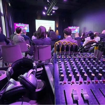 Verlichting congres zaal TPG-AV